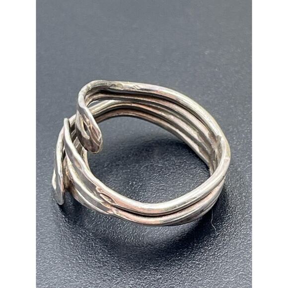Sterling Silver 925 Artisan Hammered Loop Wrap Organic Shaped Bypass Ring Sz 8 - Picture 9 of 14